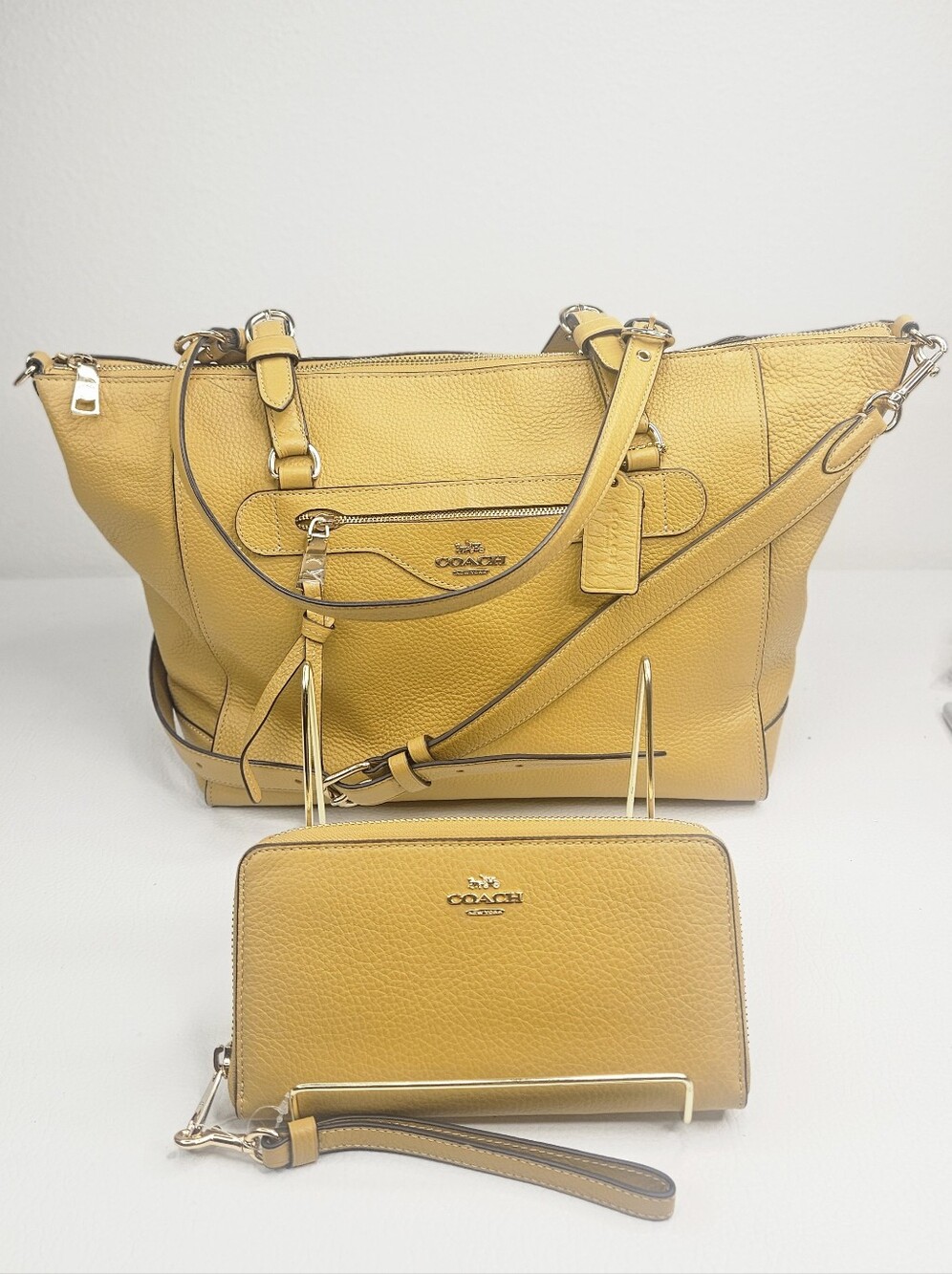 Coach Kelsey Pebbled Leather Satchel Shoulder Crossbody + Matching Wallet